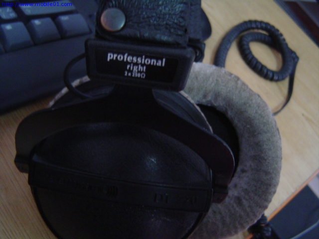 我可憐的耳機beyerdynamic DT770