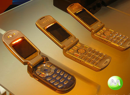 【E310 V810】娛樂至上:摩托羅拉新款彩色機亮相