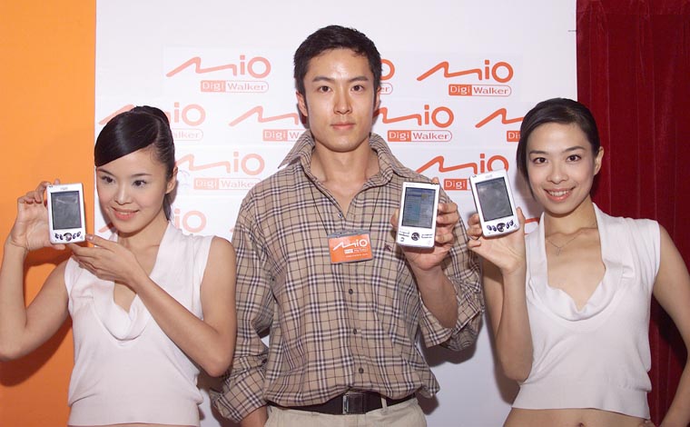 【新聞】神達領先市場 再推新款口袋型電腦:Mio 家族新成員 Mio 339、Mio 558報到