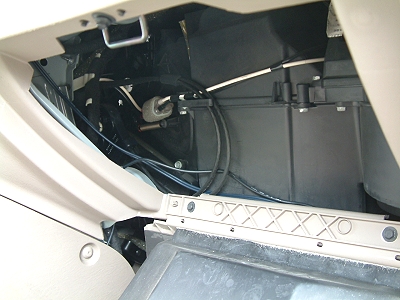 PDA用汽車音響喇叭撥放音樂及拉線心得,更新+DIY車內空氣濾清器