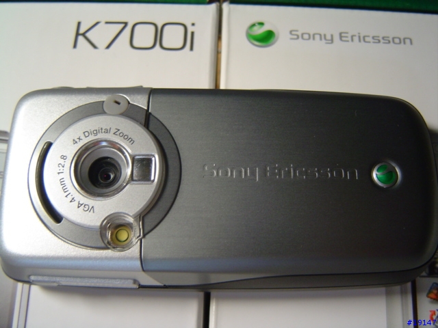 See the difference!! K700i vs T630 (圖多= =")