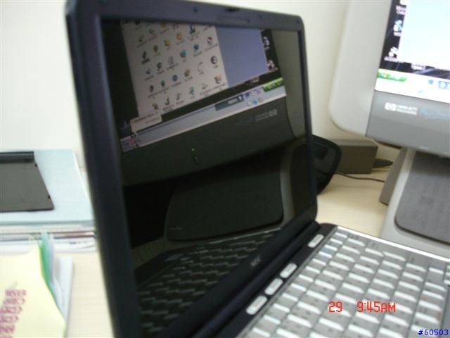 超鏡面新機之12.1"寬屏DVD Multi Notebook, NEC LaVie N300DB