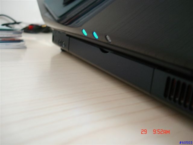 超鏡面新機之12.1"寬屏DVD Multi Notebook, NEC LaVie N300DB