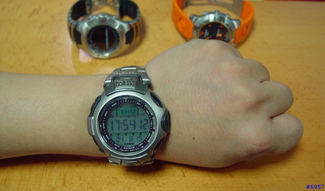 賞析三款登山運動表 CASIO PRG50 vs TISSOT T-Touch vs SUUNTO Observer