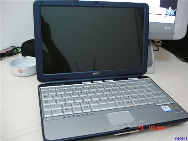超鏡面新機之12.1"寬屏DVD Multi Notebook, NEC LaVie N300DB