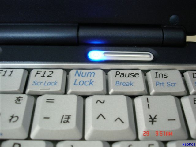 超鏡面新機之12.1"寬屏DVD Multi Notebook, NEC LaVie N300DB