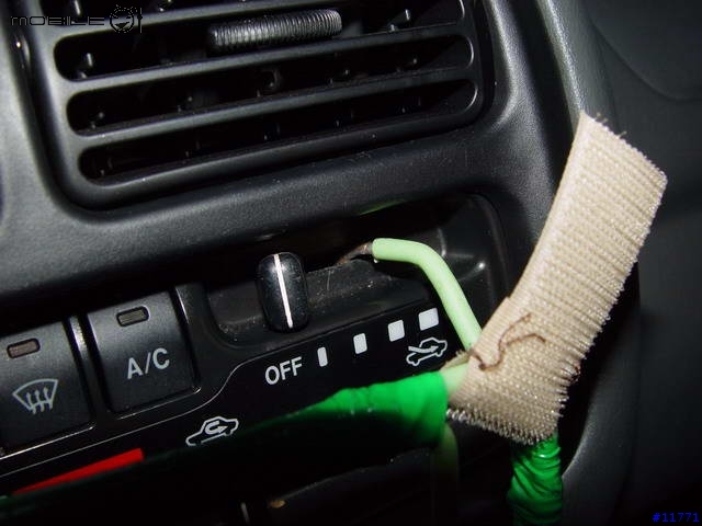 小弟的新版車用電腦!!!