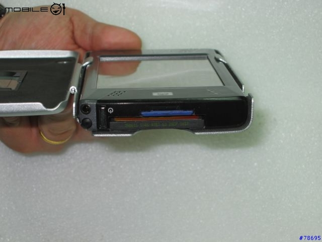 新機入手_我的iPAQ hx4700全機包覆版