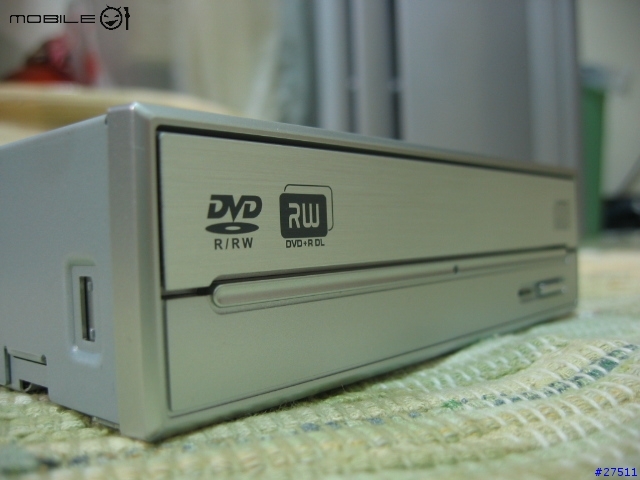 浩鑫CR40 16倍速多功能DVD燒錄機現身囉...