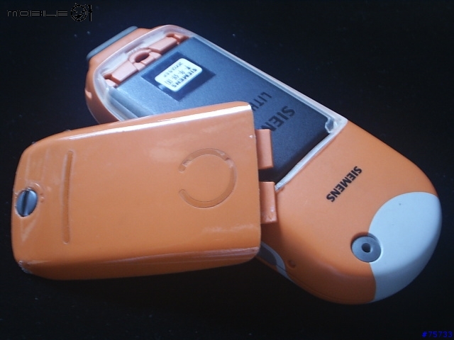 清涼運動風-橘與白的交會:siemens 3618 Funky Orange