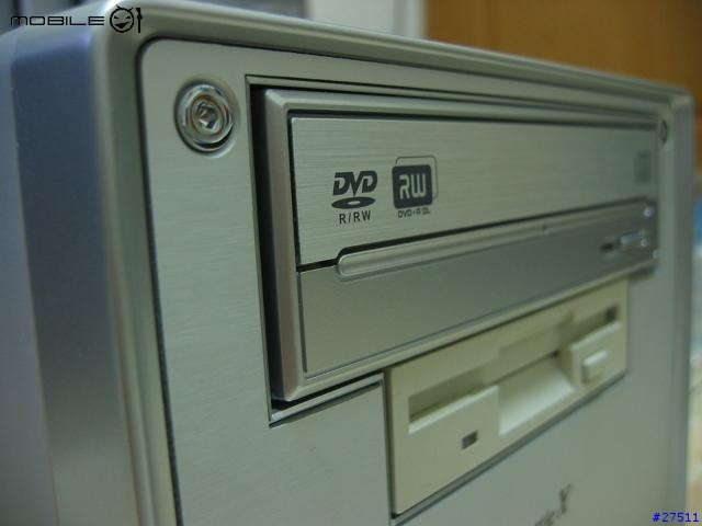 浩鑫CR40 16倍速多功能DVD燒錄機現身囉...