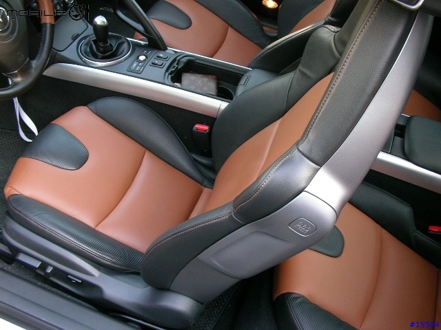 MAZDA 驕傲的傑作 MAZDA RX8 ~~ 內在篇