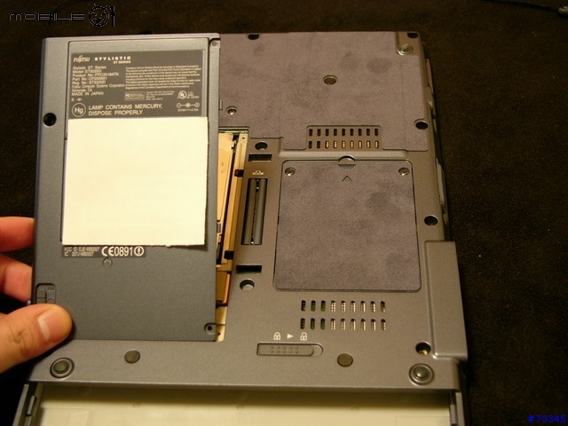 Fujitsu Stylistic ST 5020D 入手報告及硬碟更換心得
