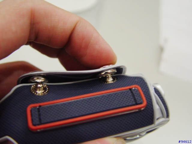 轉自MPIO客服(附圖)→MPIO FG100 皮套安裝方法