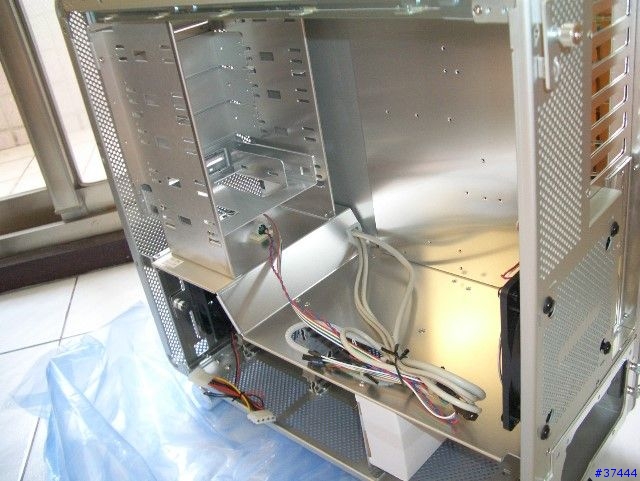 聯力 PC-V1000 機殼入手小介紹