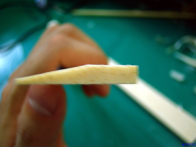 想要漂亮的滑翔機嗎? 自己DIY