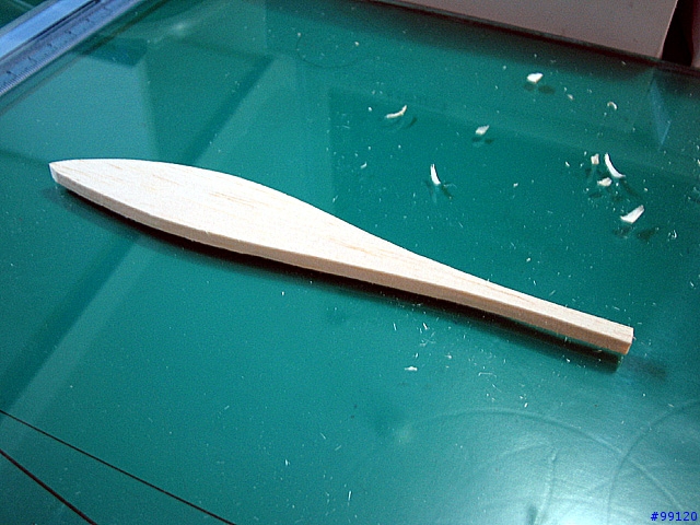 想要漂亮的滑翔機嗎? 自己DIY