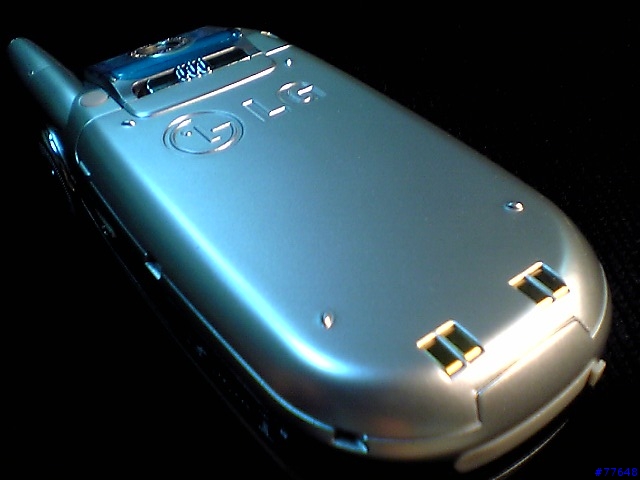 320萬ccd鏡頭+雙喇叭無敵轟天雷音效.....LG C950