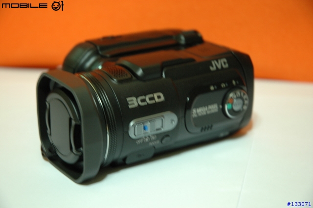 我的影音雙雄( JVC MC500 + Nikon 7900)