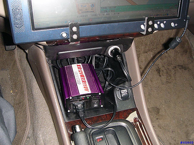 DIY不破壞內裝之平板電腦車上固定(多車型適用)