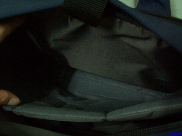 Jansport OFFICE ENVOY 電腦公事包 ~ 可放15.4吋 !!!