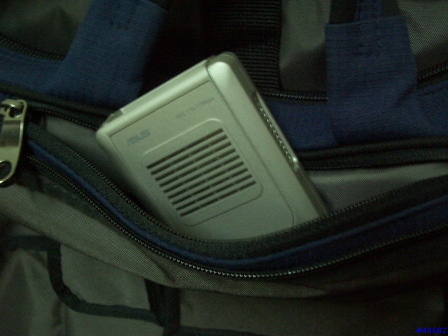 Jansport OFFICE ENVOY 電腦公事包 ~ 可放15.4吋 !!!
