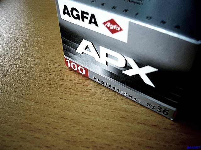 難買到翻掉的AGFA BW 100