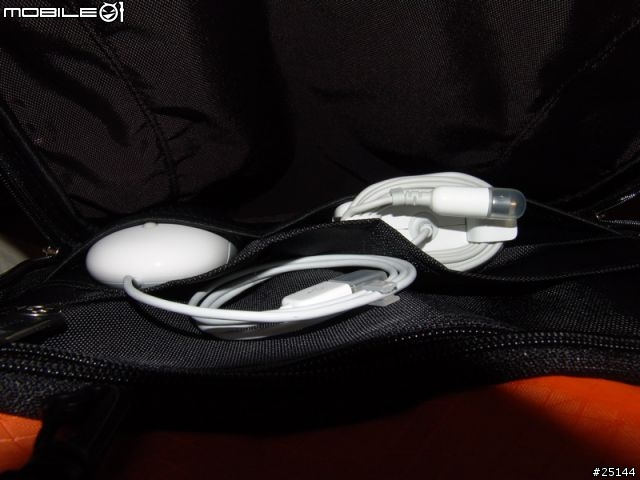 【阿西摩試用報告】背包雙俠 - Nike Epic 1, Booq Boa XM