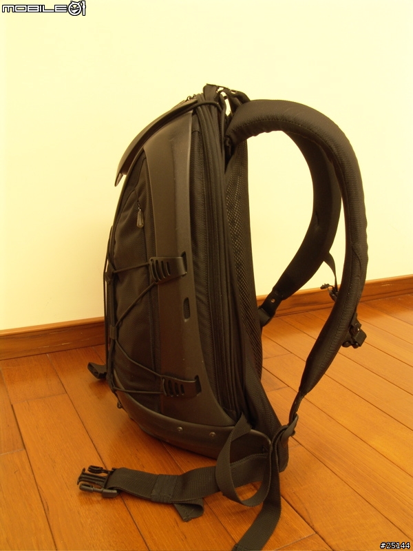 【阿西摩試用報告】背包雙俠 - Nike Epic 1, Booq Boa XM