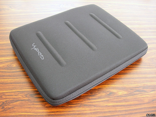 Booq Vyper XS 筆記型電腦硬殼包