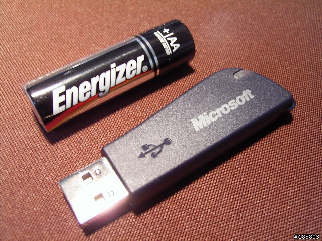 【分享】NB的好夥伴 - Microsft Wireless Notebook Optical Mouse 4000