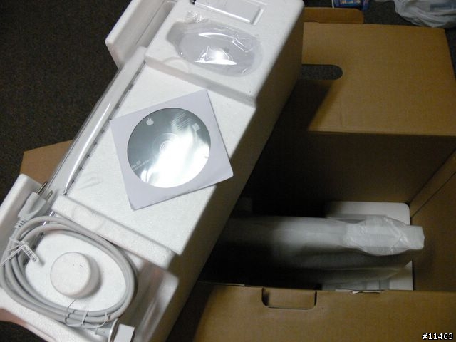 沒人分享過嗎?來看看 iMac G5 17 inch 的開箱照吧!