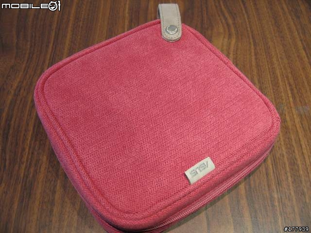 華碩ASUS 推出12吋肩背式女性專用電腦保養組合包,購後心得(內含圖片)