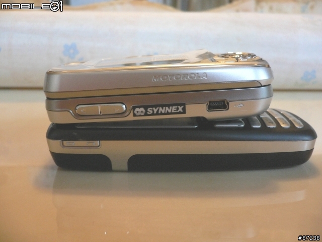 指寫, 滑蓋 Motorola A732 開箱報告