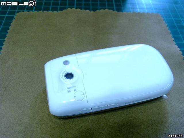 SHARP 8系列新機 V804SH(外觀篇)