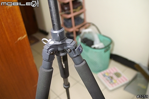 輕便腳架的選擇--GIOTTOS GB1140+GIOTTOS MH-1002