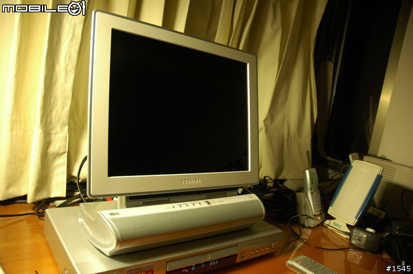 專屬個人的迷你享受 Toshiba 15DL72 液晶電視