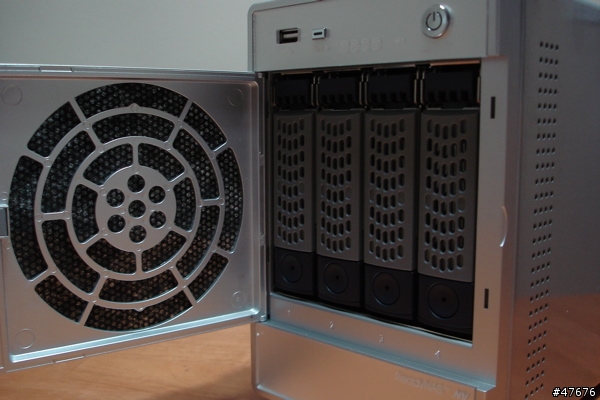【分享】2TB NAS - INFRANT ReadyNAS NV