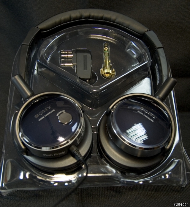 Sony MDR-NC50 抗噪音耳機 報告..(圖多便是美)