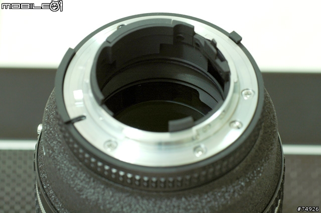 Nikon全幅散景鏡皇Ai AF DC 135mm F2D(4/5補測試照片於最後)