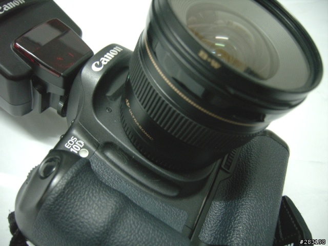 來自Ricoh Caplio GX8的震撼