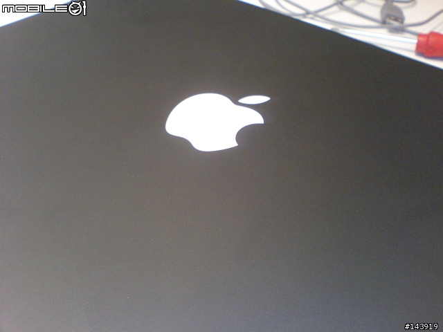 和麥書(MacBook)在台北第一次親蜜的接觸