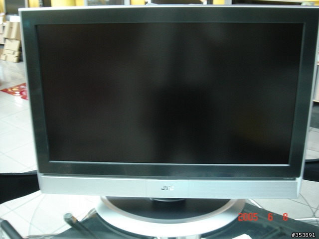 【開箱報告】JVC 32" LCD TV (LT-32X676)