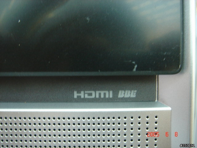 【開箱報告】JVC 32" LCD TV (LT-32X676)