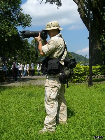 (測試報告)戰地記者包第一代試用心得...