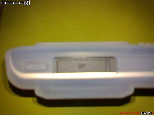 (分享)新入手k800i果凍套+電池蓋省力拆法教學{個人心得}