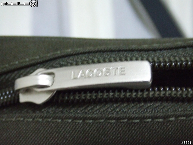 出門.吃飯.逛街的隨身包 LACOSTE