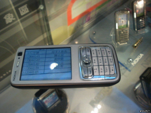 N93、N73,實機拍照圖(7/26晚上七點信義NYNY)