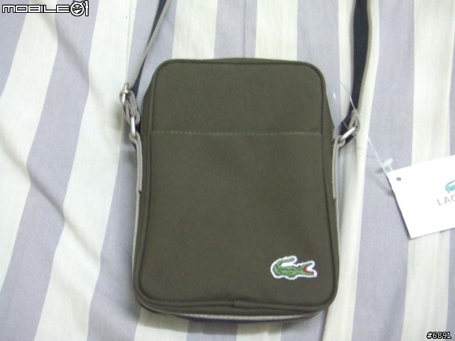 出門.吃飯.逛街的隨身包 LACOSTE