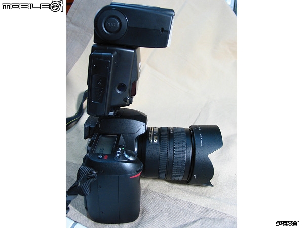 【分享】【勸敗】我的d70s有帽子戴了~~閃燈Nikon SB800開箱紀念